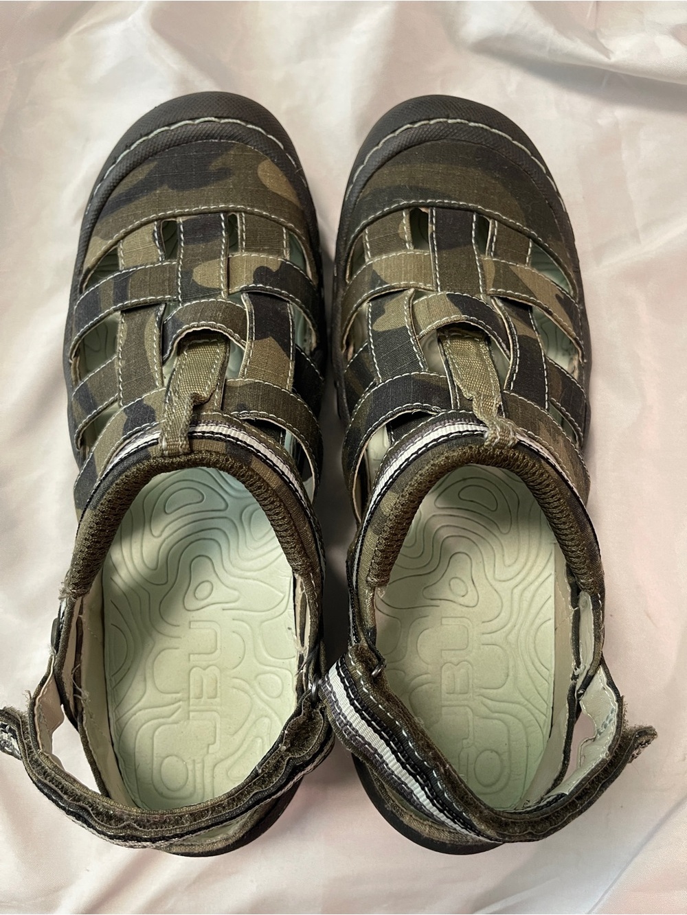 JBU  Camouflage Closed-Toe Sandals - Olive Green 7M
